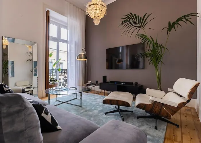 公寓 Luxurious In The Center Of *